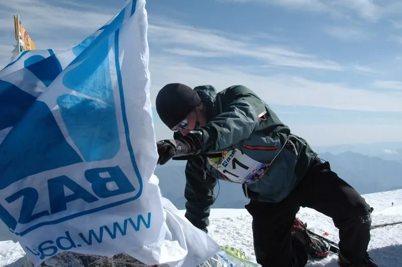 Первый среди экстремалов. Интервью Сергея Фурсова, победителя Elbrus Race-2009