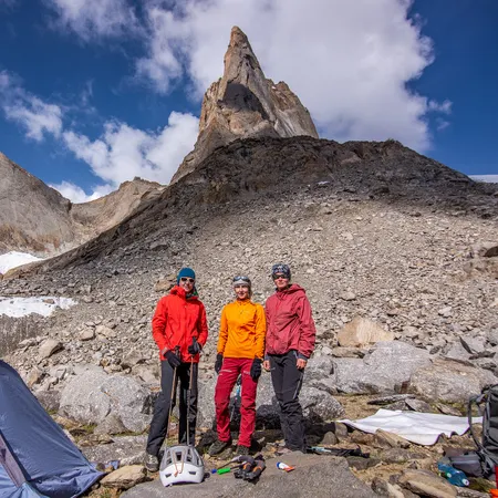 Марина Попова совершила первопроход на 4818м в Киргизии