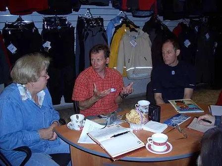 В офисе БАСК Юрий Кошеленко и Николай Тотмянин встретились с представителями СМИ