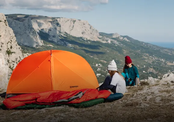 СНАРЯЖЕНИЕ, КОТОРОМУ ДОВЕРЯЮТ